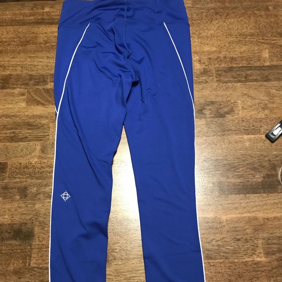 Satva Movement Blue Samkara Legging Size Small - Picture 6 of 7